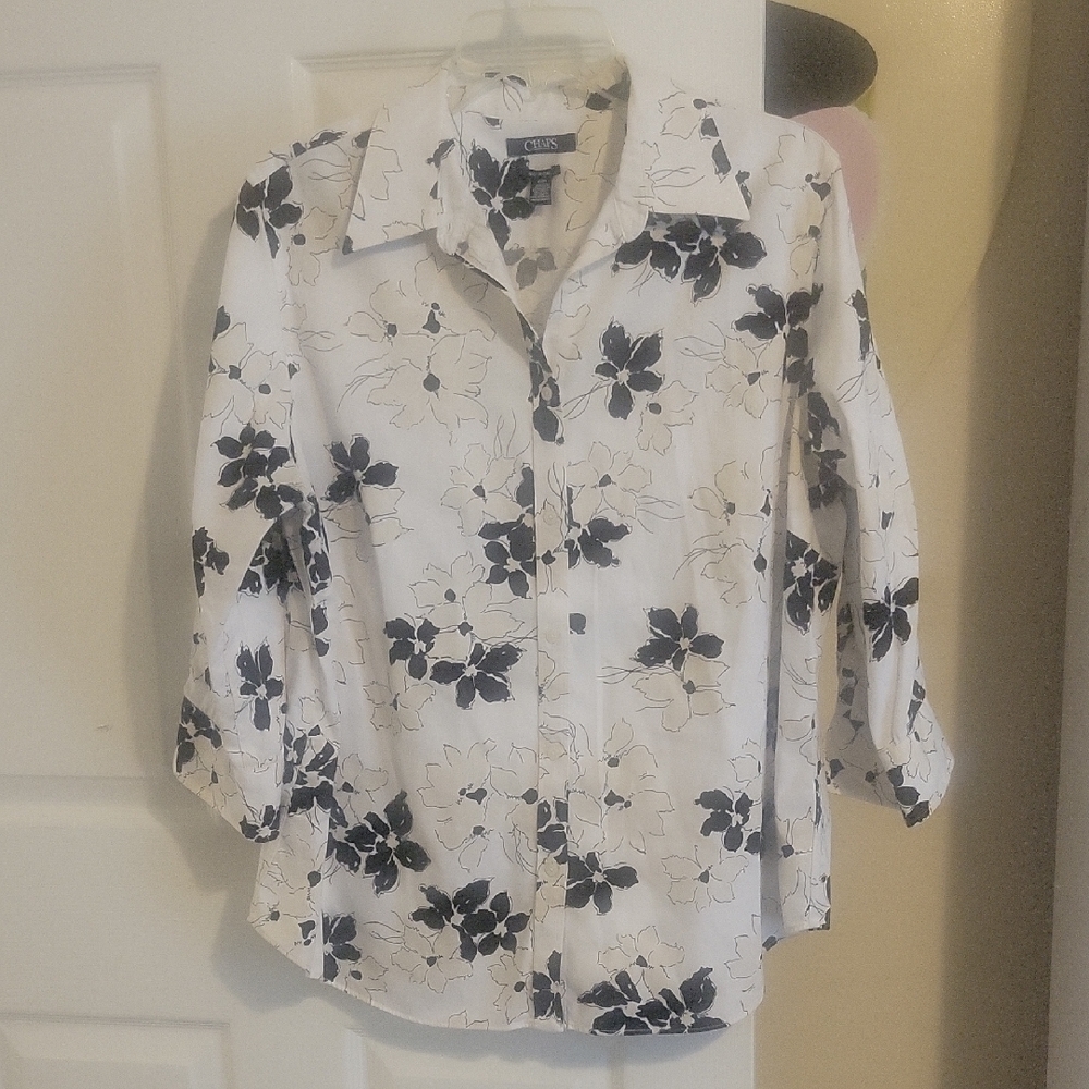 CHAPS Womans Sz0X Floral monochrome button-up collared shirt 100% cotton